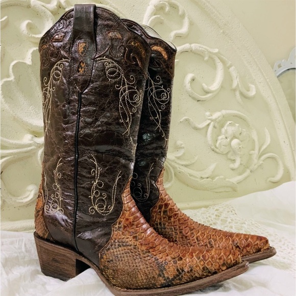 J.B. Dillon Leather Snip Toe Western Boot - Picture 10 of 10